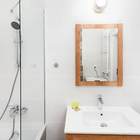 Czerwone Maki With Garden By Bookinghost شقة *