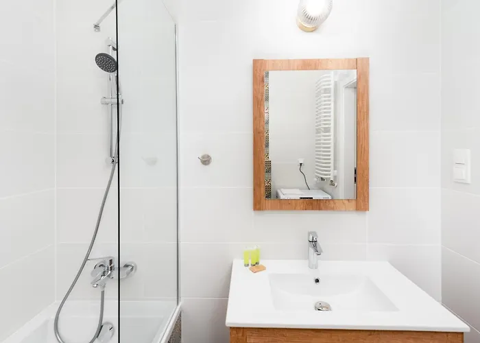 Czerwone Maki With Garden By Bookinghost דירה *