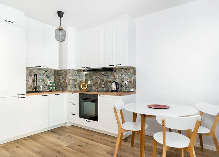 Czerwone Maki With Garden By Bookinghost Apartamento